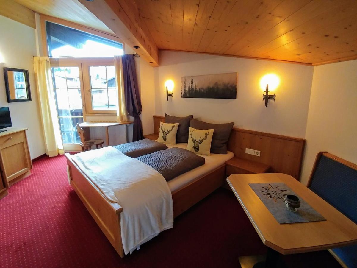 Ferienhaus Bergblick フルプメス エクステリア 写真
